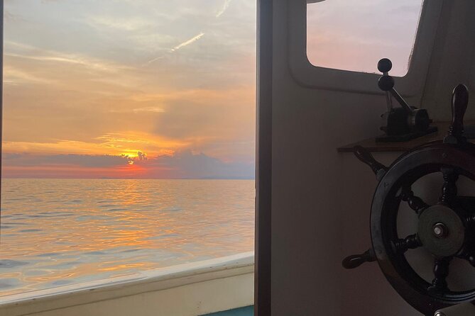 2-Hour Sorrento Coast Sunset Cruise with Dinner Experience - Boarding in Sorrento: meeting point, pickup, and timing