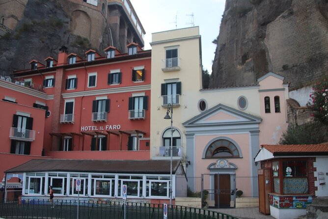 All-Inclusive Capri and Anacapri with Blue Grotto Visit - Villa San Michele: when it’s worth the extra €10