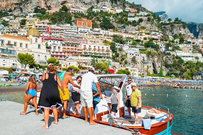 Amalfi Coast Boat Tour With Pickup from Sorrento Area Hotels - Amalfi Town: Your 2 Hours for Steps, Lunch, and Photos