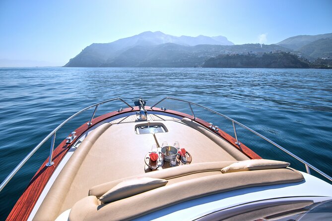 Amalfi Coast Private Boat Day Tour from Sorrento - Positano by boat: the right amount of town time