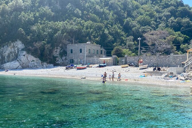Amalfi Coast Small Group Day Boat Tour with Limoncello Onboard - Sea time on the Amalfi Coast: Le Mortelle and Li Galli views