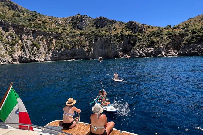 Appreciate the Amalfi coast on a luxury yacht! - Private luxury yacht from Sorrento: why it feels worth it