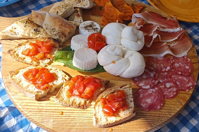 Authentic Farm Tour with Pizza, Cheese, Wine & Limoncello Tasting - Pizza school: make dough and build your own personal pie