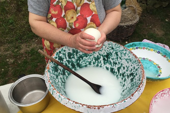 Authentic Farm Tour with Pizza, Cheese, Wine & Limoncello Tasting - Stop 1: animals, seasonal crops, and a real farm orientation