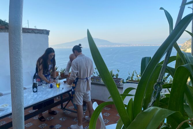 Authentic Pasta & Pizza Cooking Class with Sorrento Coast Pickup - Wood-fired pizza in an old-school Sorrento kitchen