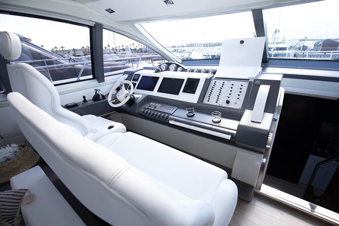 Azimut 62s Yacht Early Morning Capri Transfer & Italian Breakfast - Who’s Running the Show: Captain Marco, Sara, and the Crew’s Hospitality