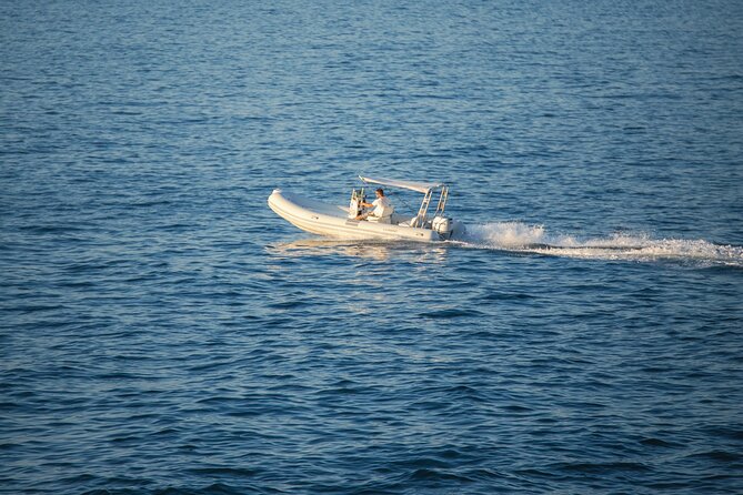 Boat rental from Marina Grande di Sorrento - Handling Choppy Water: What to Expect on the Sorrento Side