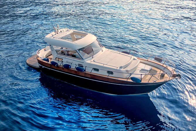 Capri and Amalfi coast private tours - Key things you’ll notice right away