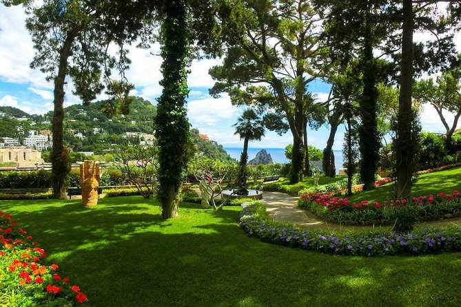 Capri and Anacapri - Guided Tour from Sorrento - Chair Lift, Boat Time, and the Choice Between Sea vs. Cave