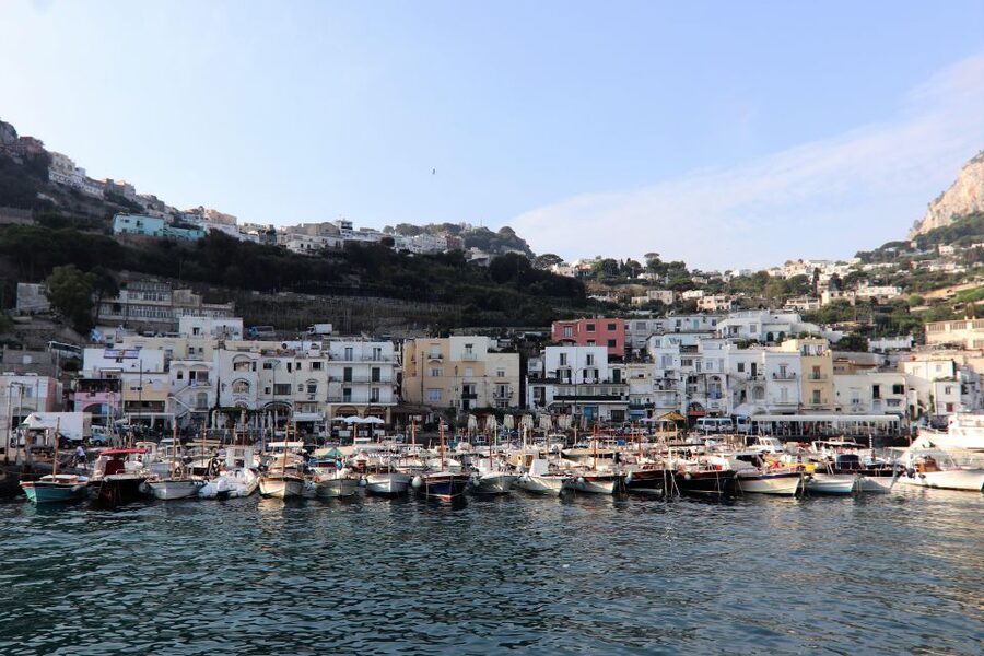 Capri and Anacapri tour: Faraglioni and Caves from Sorrento - Should you book this tour?