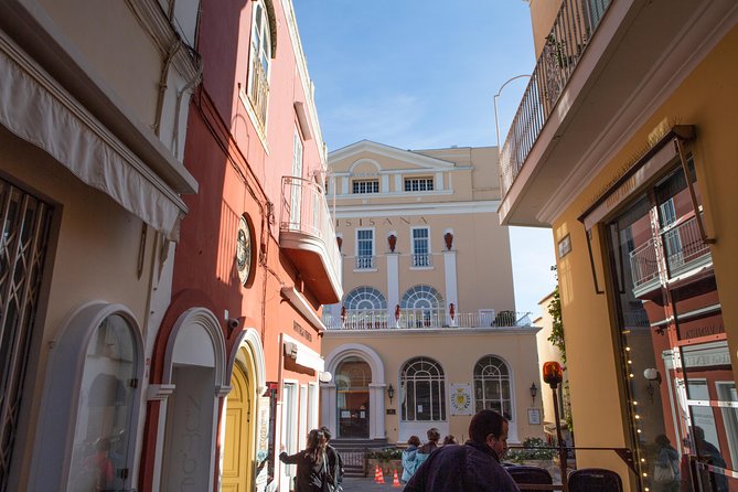 Capri and Blue Grotto Day Tour from Naples or Sorrento - Time Management on a Busy Island: Lines, Waiting, and How Guides Help