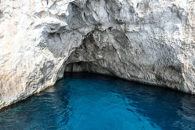 Capri Boat & Land Tour from Sorrento with Limoncello Tasting - What This Full-Day Capri Boat-and-Land Trip Really Includes