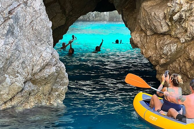 Capri Boat Tour Shared with Local Captain - Key things that make this Capri boat day work