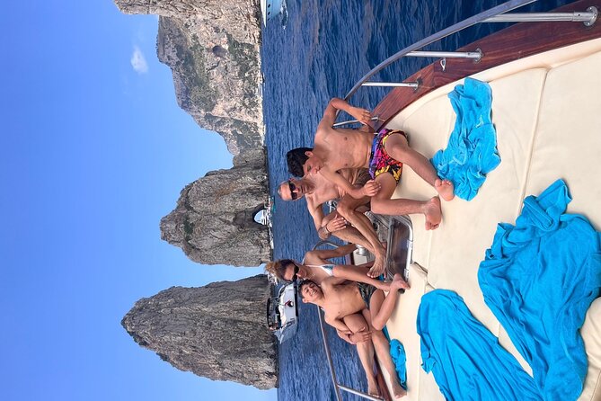 Capri half-day Private Tour from Sorrento - Premium 28ft Boat - Capri Stop at Cala Ventosa: Swim-Friendly Bay Time
