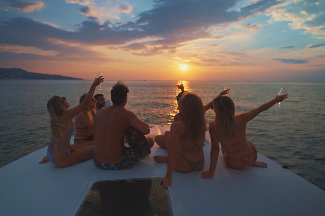 Capri Private luxury Boat Tour - Boarding, comfort, and the crew factor (Raffaele and Guglielmo)