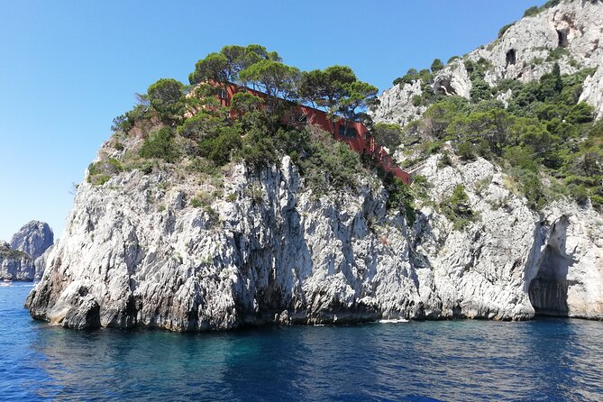 Capri private tour by Typical Gozzo and Taxi cabrio - Gardens of Augustus and Via Krupp: short stop, big viewpoints