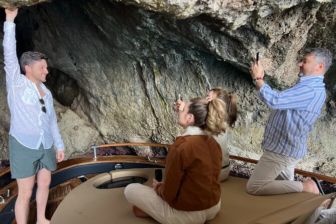 Capri Secret Corners Semi-Private Boat Tour with Local Captain - Cala del Rio and Cala del Tombosiello: Heart Cave and calmer water