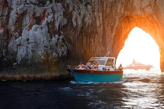 Capri Sunset Escape – Exclusive Evening Boat Tour from Sorrento - Why This Capri Sunset Timing Beats a Daytime Cruise