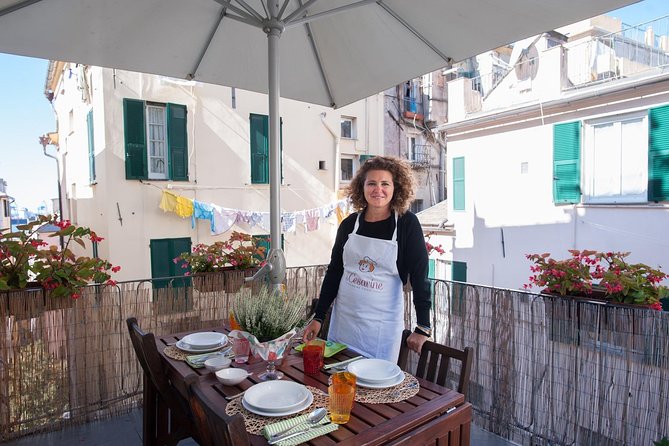Cesarine: Dining & Cooking Demo at Local's Home in Sorrento - Inside the Cooking Demo: How the Lesson Works