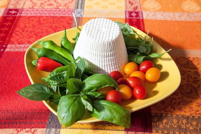 Cesarine: Small Group Pasta and Tiramisu Class in Sorrento - Hosts and English: how to make it work if translation is needed