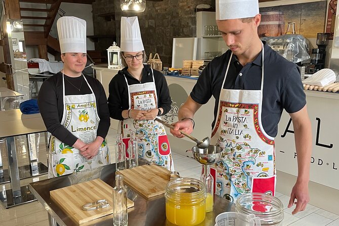 Cooking Class: hand made pasta from scratch in Sorrento - Dinner included: the 3-course meal you cook
