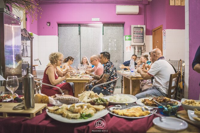 Cortecorbo Irpinia-wines: tour of the vineyards- Cooking class- wine tasting - Vineyard tour: Taurasi DOCG context, plus family storytelling