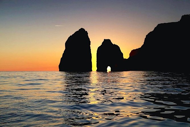 Day to Night Capri Boat Tour with Swim, Snorkel & Aperitif - Why this Capri boat tour works better than a plain daytime cruise