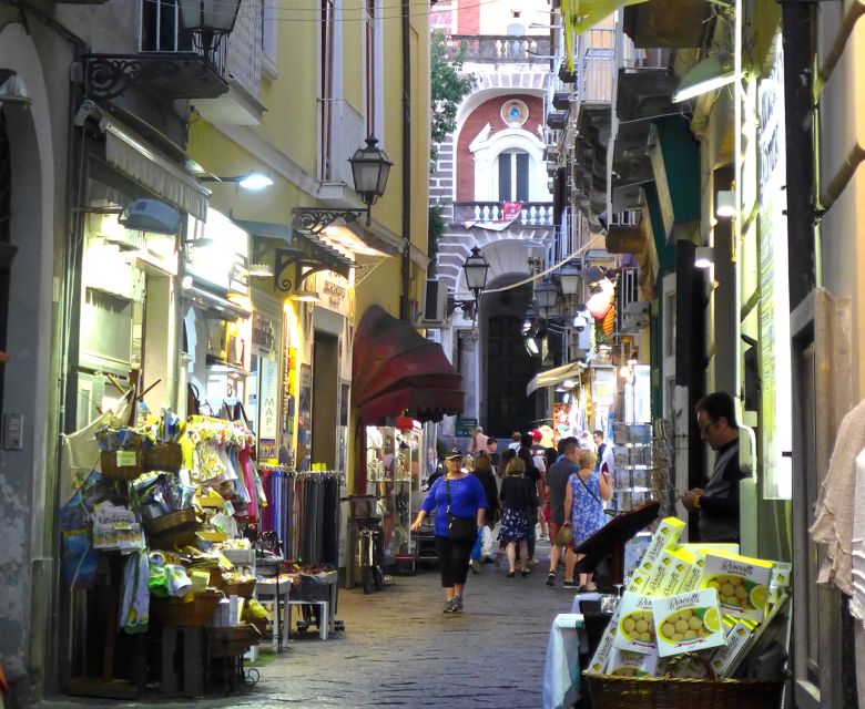 Discover Sorrento: food and walking tour - The kind of guide that makes it click