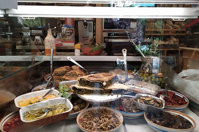 DISCOVER SORRENTO, food &Walking tour . Lemons-cheese&olive oil - Piazza Torquato Tasso at 5:00 pm: the start that makes the tour easier
