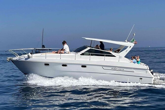 Discover the Amalfi Coast with a private boat tour - How the 7-hour private format actually helps you