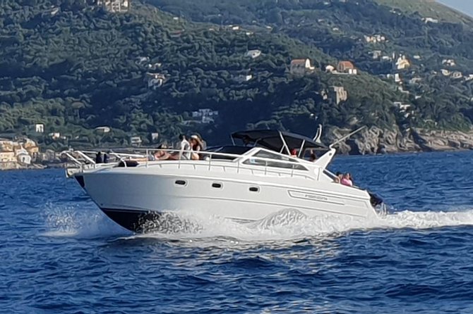 Discover the Amalfi Coast with a private boat tour - Li Galli: sirens, legends, and celebrity-era villa stories