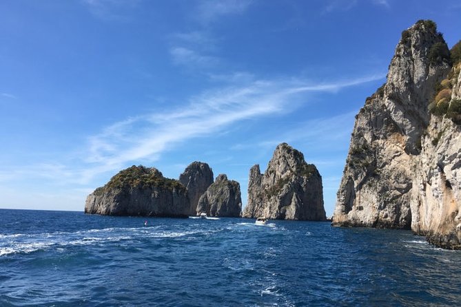 Exclusive Private VIP Capri Boat Experience on a Gozzo - Why a private Gozzo day beats the ferry grind