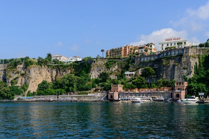 Exclusive Private VIP Capri Boat Experience on a Gozzo - Island of Capri: cruising the coastline and planning your swim time