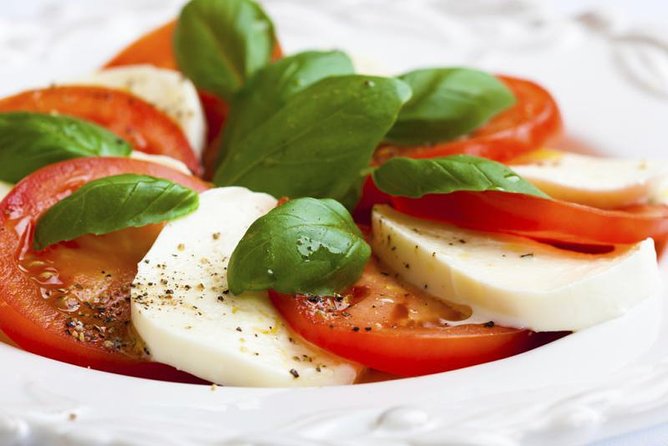 Farm-to-Table Experience: Olive Oil, Garden Tour & Nonna’s Lunch - The Farm-to-Table Core: What You Actually See and Learn