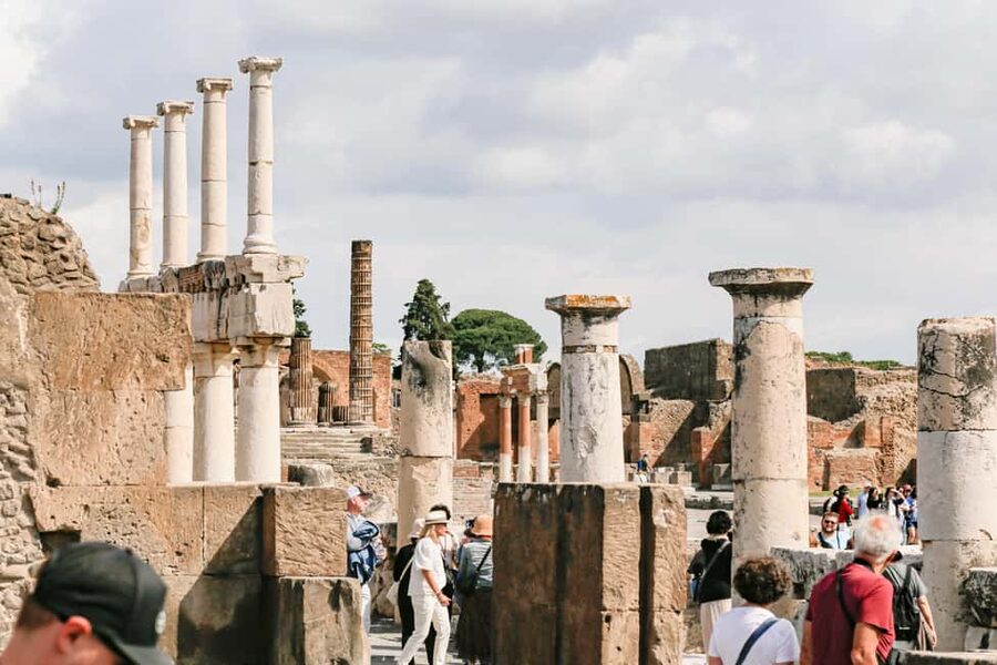 From Naples: Pompeii Skip-the-Line Guided Tour - Key things to know before you go