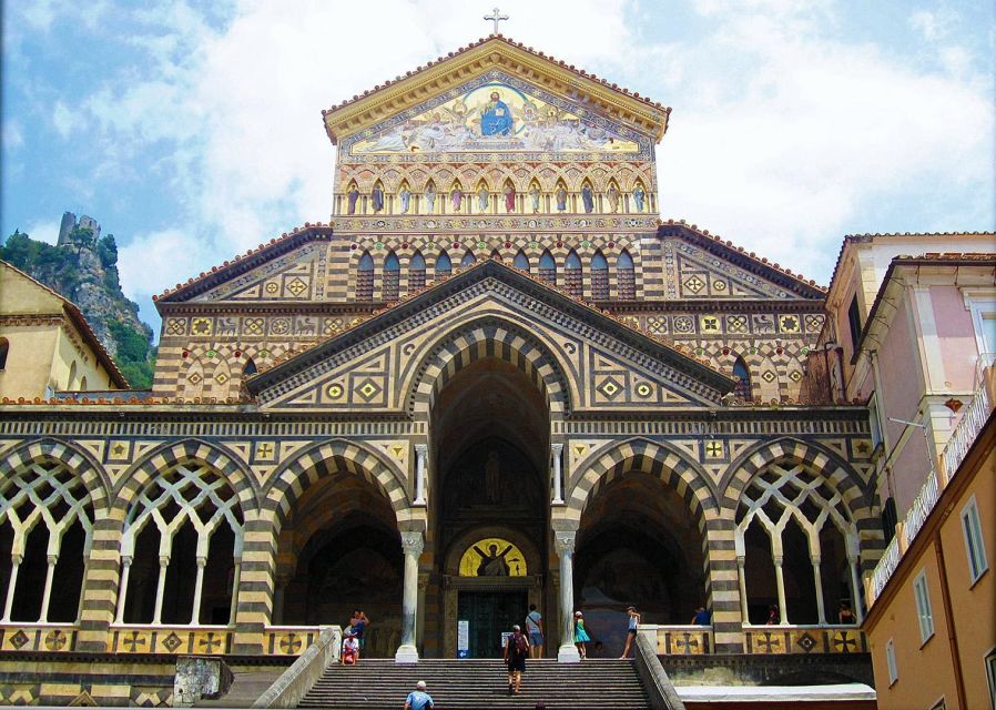From Sorrento: Amalfi Coast Private Customizable Tour - What you do between towns: scenic drive, photos, beaches, gelato