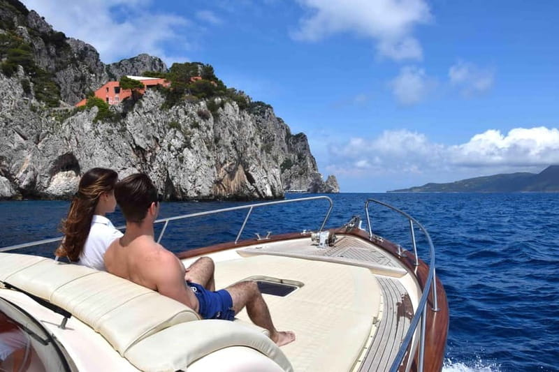From Sorrento: Capri Boat Cruise with Swimming and Prosecco - Getting there and back: timing and the 5-minute reality