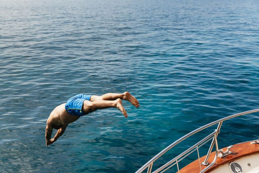 From Sorrento: Capri Boat Tour with Blue Grotto Visit - On-Board Drinks and Snacks: What’s Included (and What Isn’t Lunch)