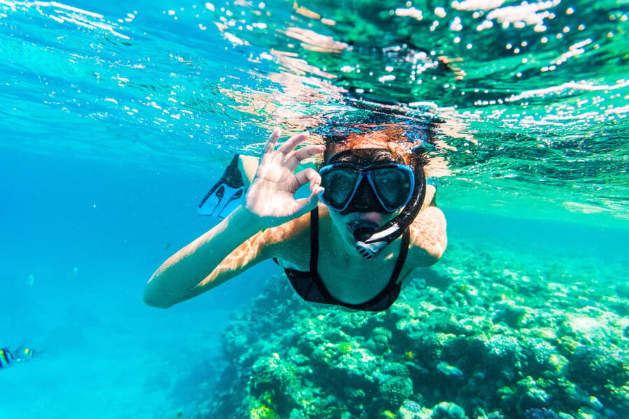 From Sorrento: Capri Boat Tour with Snorkeling & Drinks - Faraglioni and the grotto network: the sea views you came for