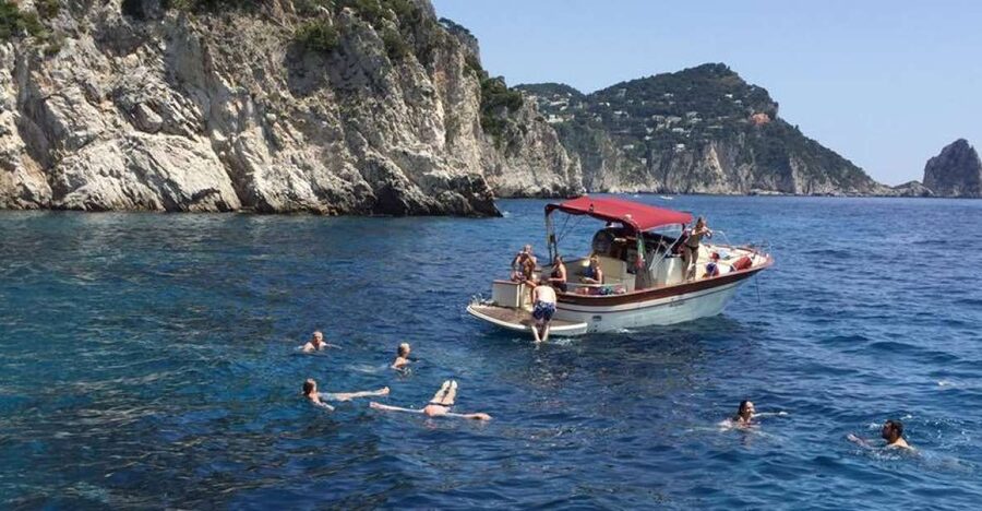 From Sorrento: Capri Guided Boat Tour - Getting to the boat in Sorrento: the part you’ll thank yourself for