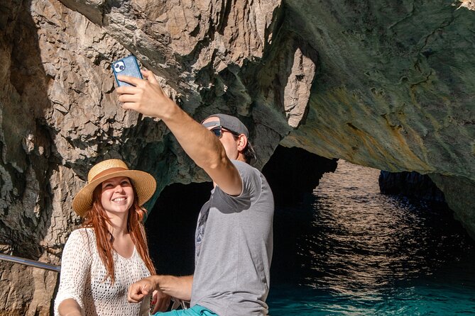 From Sorrento: Capri Small-Group Boat Tour with 4 Hours ashore - Capri on your own for about 4 hours: Piazzetta, Via Camerelle, gardens