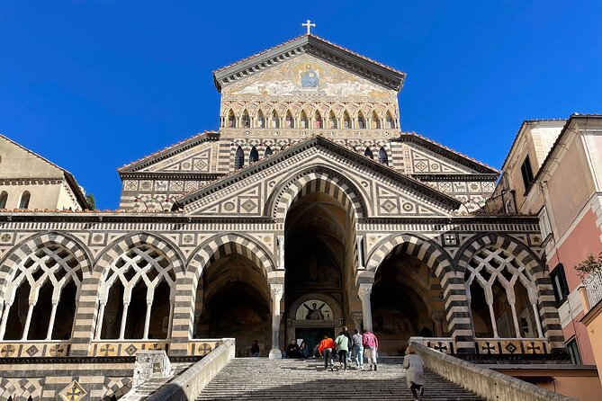 From Sorrento: Full-Day Amalfi Coast Private Tour by car - Private car along the Amalfi Coast: why the driver really matters