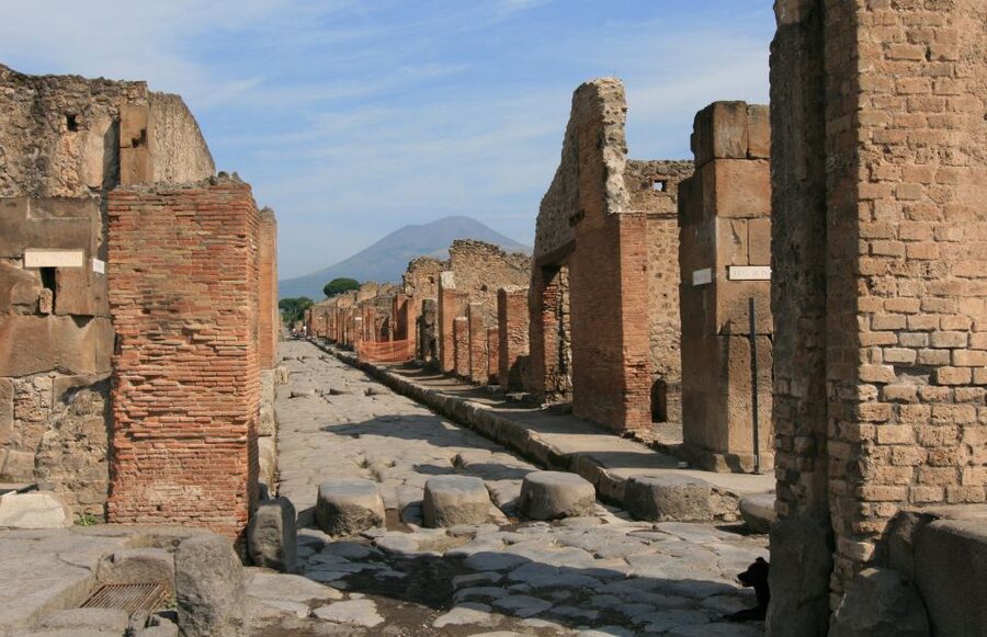 From Sorrento: Herculaneum and Pompeii Group Excursion - Why this Pompeii and Ercolano tour runs like a smart day plan