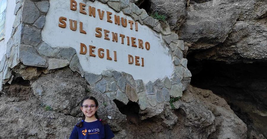 From Sorrento: Path of the Gods Hike with Tasting Stop - Sorrento pickup: Piazza Torquato Tasso to the trailhead