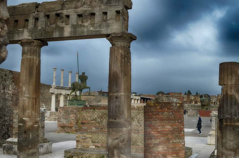 From Sorrento: Pompeii and Mount Vesuvius Trip with Lunch - The Pompeii Plan: Two Hours, Official Guide, and the Right Stops