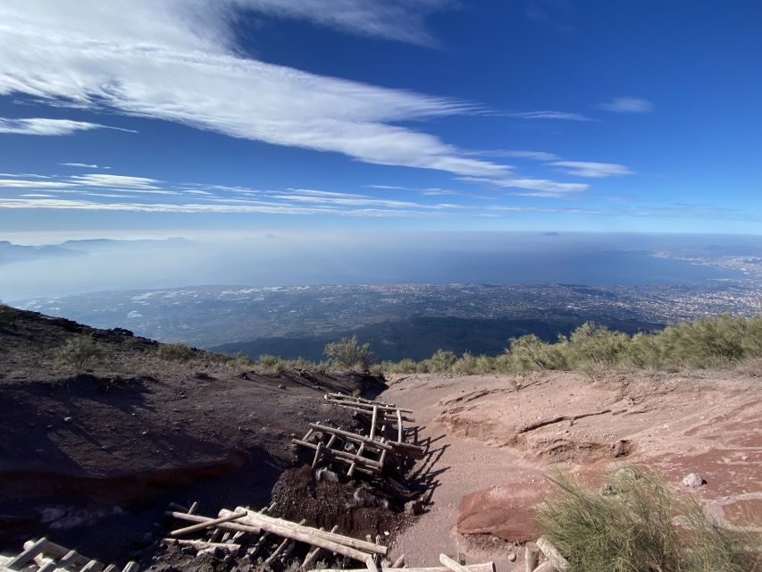 From Sorrento: Pompeii and Vesuvius Skip-the-Line Tour - Mount Vesuvius: time in the park and the Gulf views
