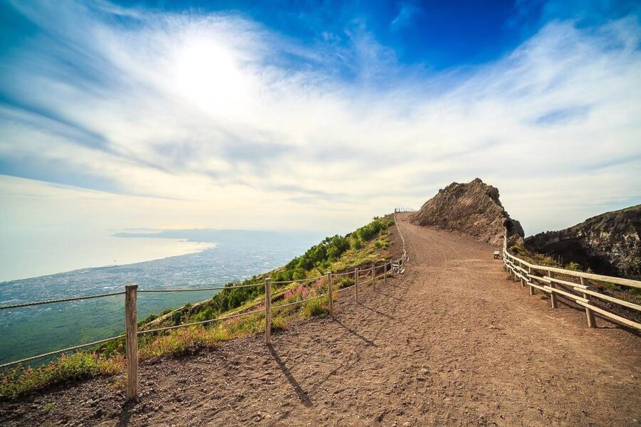 From Sorrento: Pompeii and Vesuvius Tour - A One-Day Pompeii and Vesuvius Combo From Sorrento