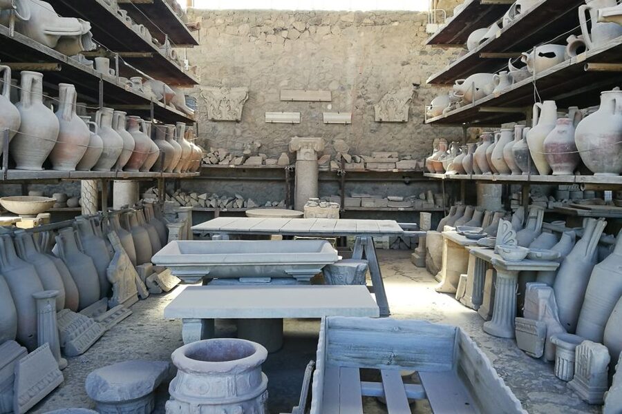 From Sorrento: Pompeii and Vesuvius Tour - Pompeii With an Authorized Guide: What 2 Hours Can Actually Do