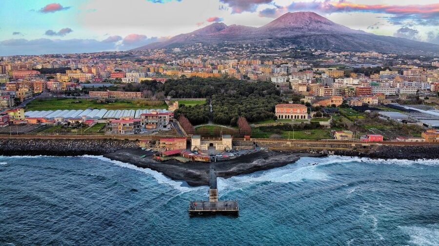 From Sorrento: Pompeii & Mt. Vesuvius Tour with Lunch & Wine - Pompeii and Vesuvius from Sorrento: why this combo works