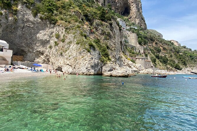 Full-Day Private Guided Boat Tour in Amalfi - Li Galli: island views, included access, and time to swim